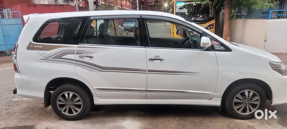 Toyota Innova 2016 Diesel 206322 Km Driven