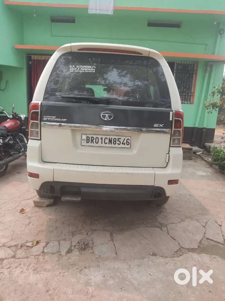 Tata Safari Storme 2017