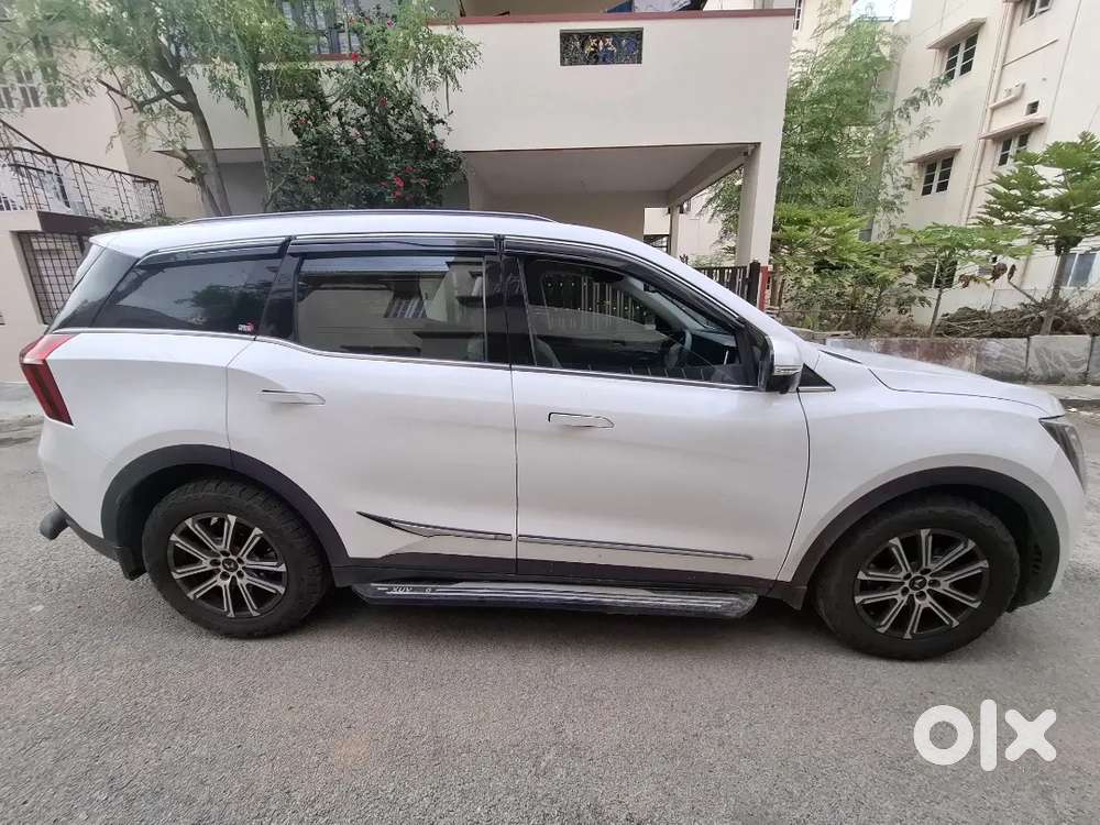 Mahindra Xuv700 Ax7 2025