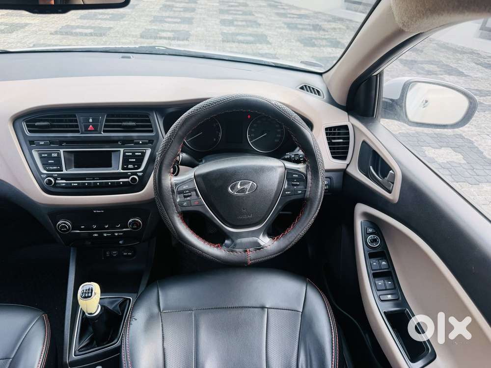 Hyundai Elite I20 Sportz (o) 1.2, 2014, Petrol