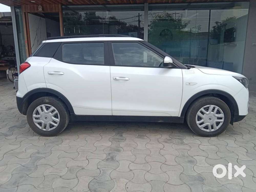 Mahindra Xuv300 W6, 2023, Petrol