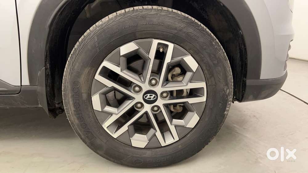 Hyundai Venue 1.0 Sx (o) Turbo Dct, 2023, Petrol