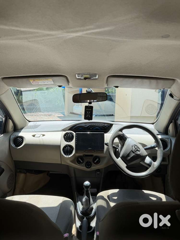 Toyota Etios Liva Petrol 2016