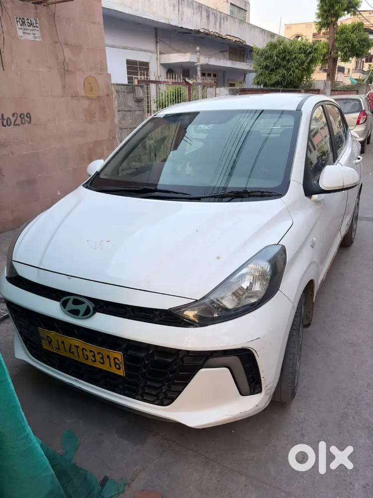 Hyundai Aura