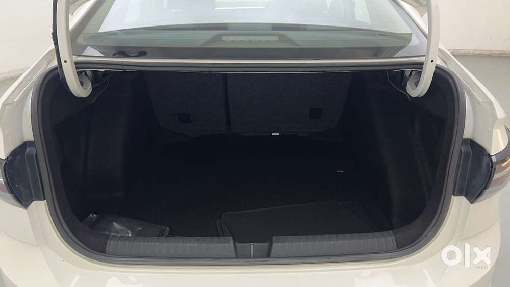 Volkswagen Virtus Highline Plus 1.0 Tsi At, 2024, Petrol