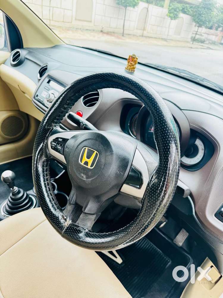 Honda Brio V Mt, 2012, Petrol