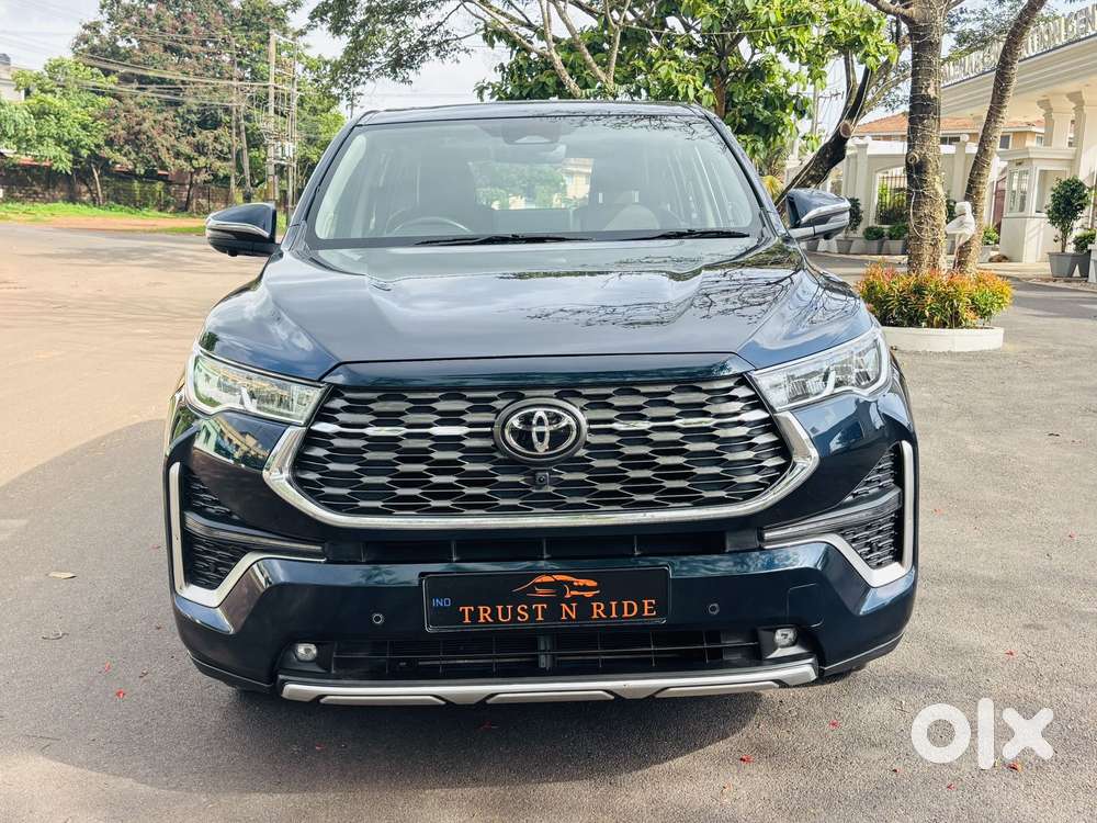 Toyota Innova Hycross 2.0 Zx (o) Hybrid 7 Str, 2023, Petrol