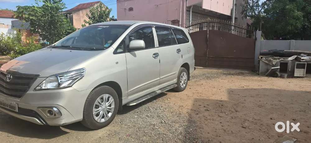 Toyota Innova 2014 Diesel 160000 Km Driven
