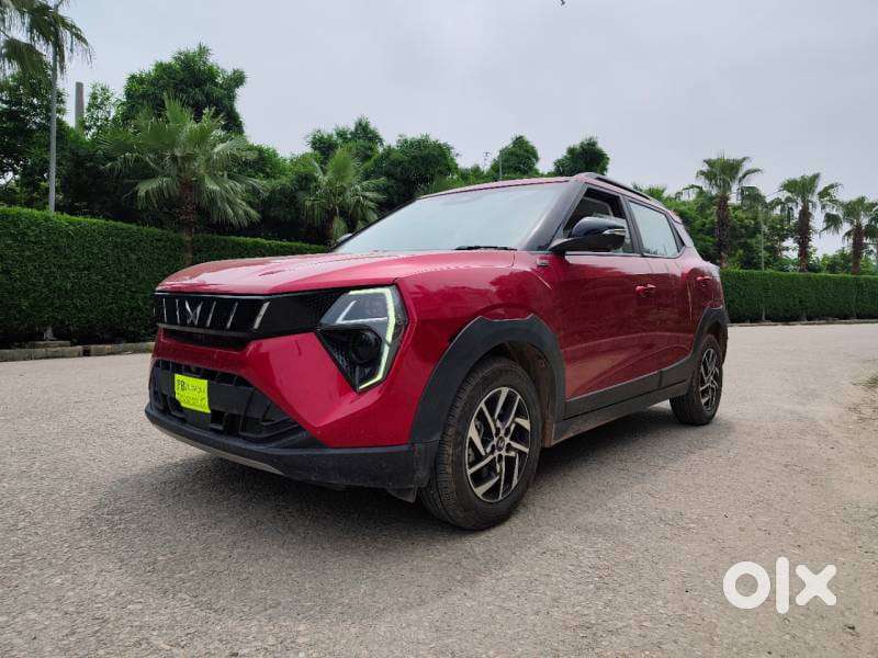 Mahindra Xuv 3xo Ax5l 1.2 Petrol At, 2026