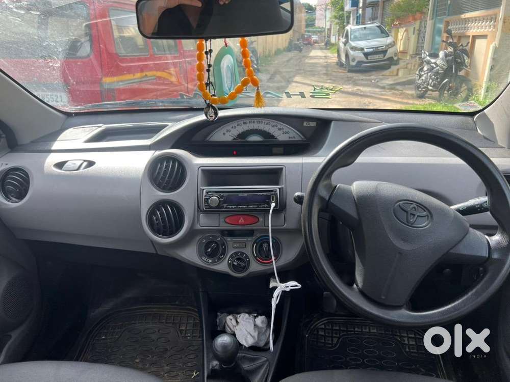 Toyota Etios G 2011 Petrol