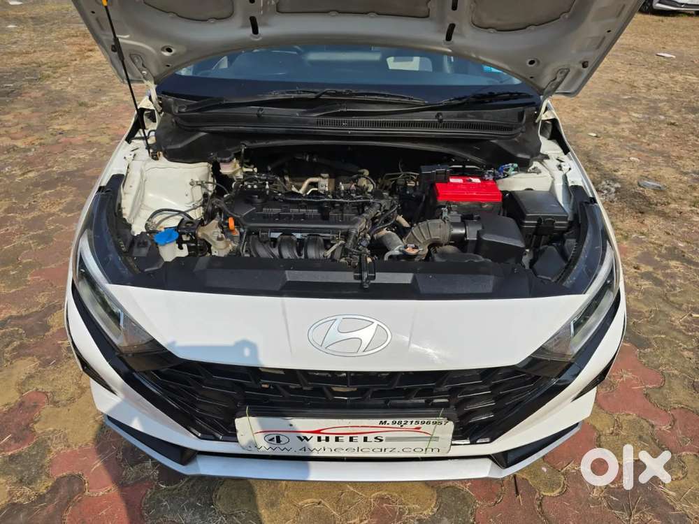 Hyundai I20 Asta (o) 1.2 Ivt, 2024, Petrol