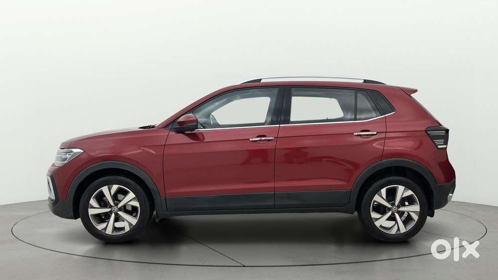 Volkswagen Taigun 1.0 TSI Topline AT, 2023, Petrol