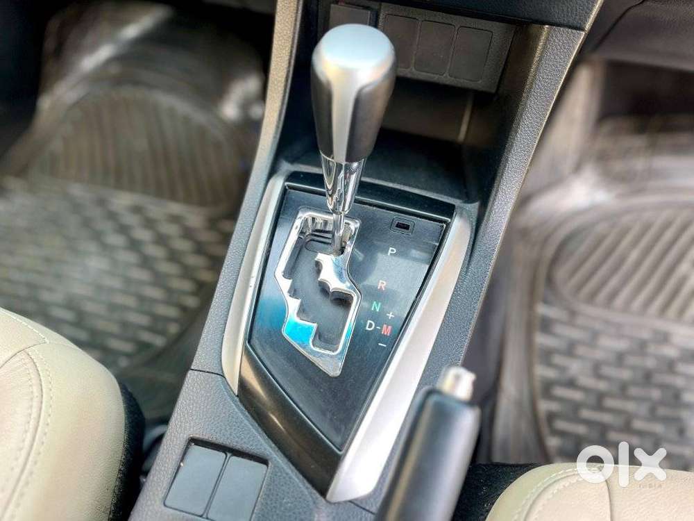 Toyota Corolla Altis 2013-2017 Vl At, 2015, Petrol