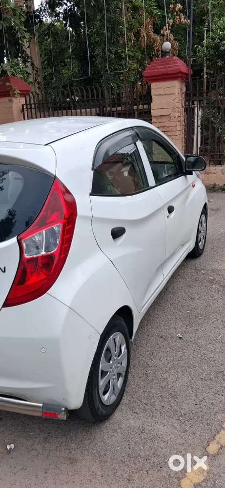 Hyundai Eon Magna 2018 Last Month Cng On Paper