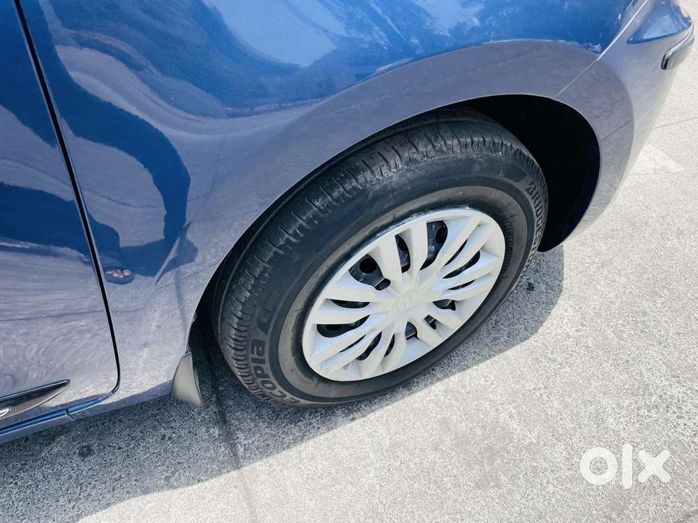 Maruti Suzuki Swift Dzire 1.3 Vxi, 2019, Petrol