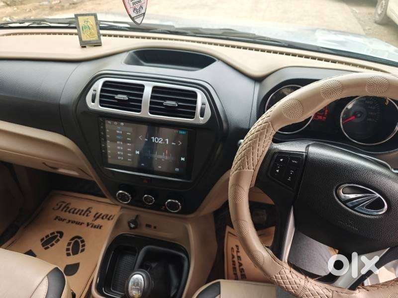 Mahindra Tuv 300 T10, 2018, Diesel