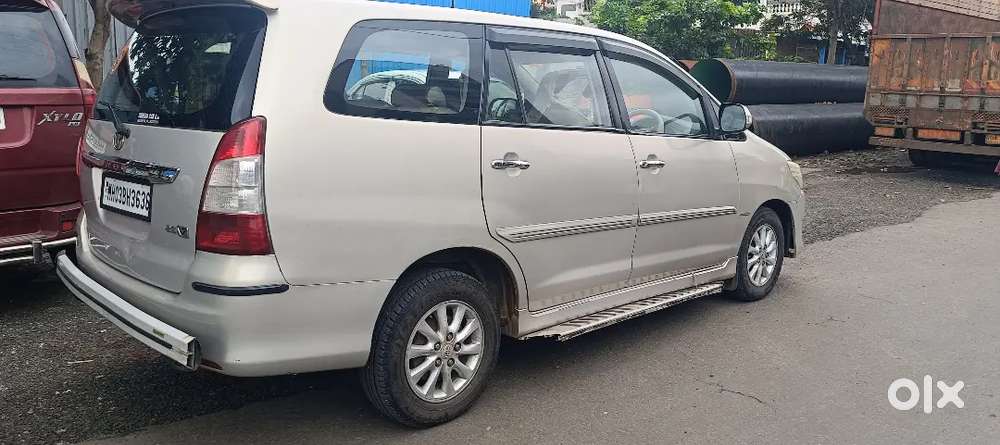 Toyota Innova 2012 Diesel Well Maintained