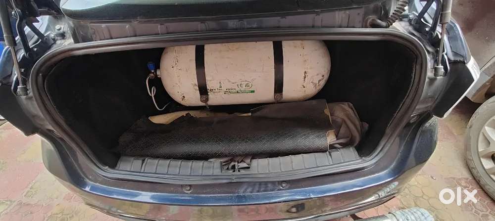 Tata Tiago Ev 2019 Xe Upar Se Cng Lagaye Hain