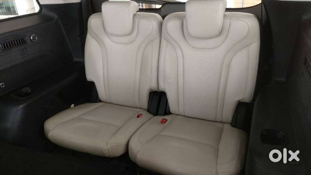 Mahindra Xuv700 2.2 Ax 7 Diesel At Luxury Pack Str, 2023, Diesel
