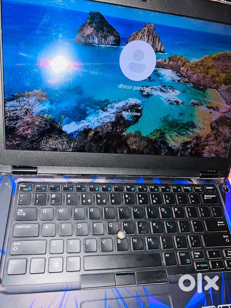 Dell laptop i5 8th gen 8 gb 128 gb ssd