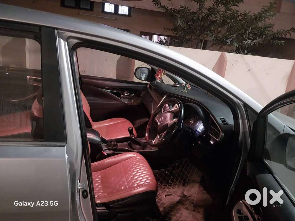 Toyota Innova Crysta 2017