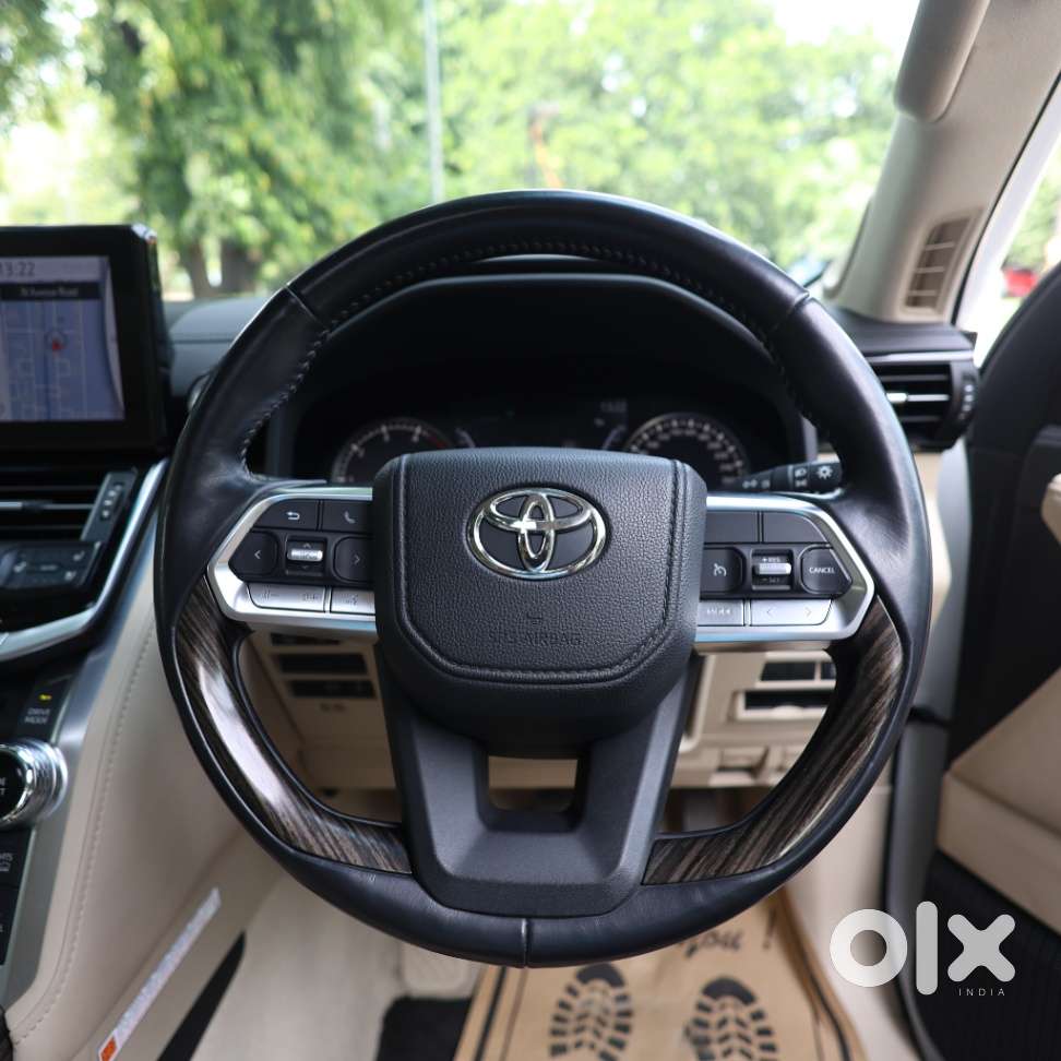 Toyota Land Cruiser 3.3 Zx Diesel, 2023, Diesel