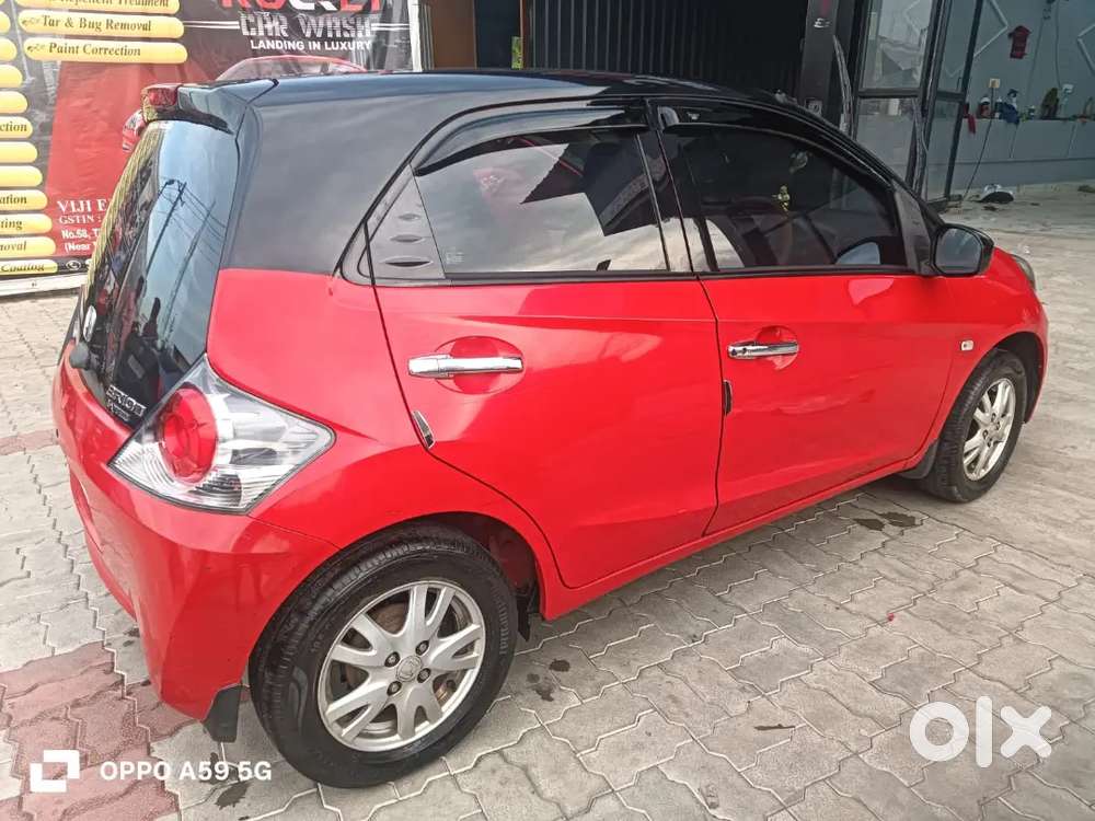 Honda Brio 2012 Petrol Well Maintained