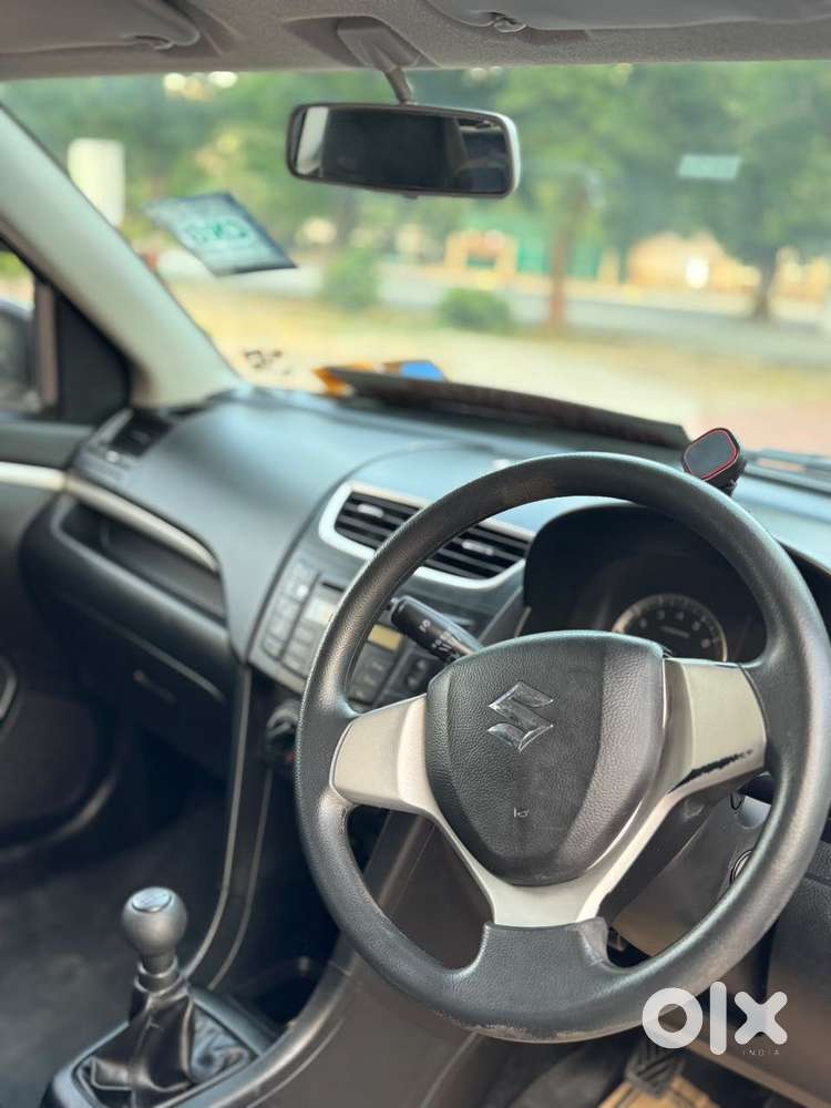 Maruti Suzuki Swift Vxi Cng, 2012, Cng & Hybrids