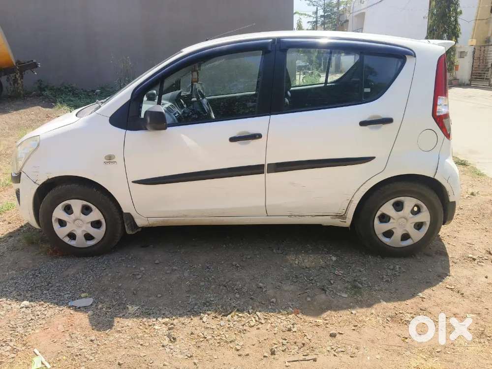 Maruti Suzuki Ritz Car...