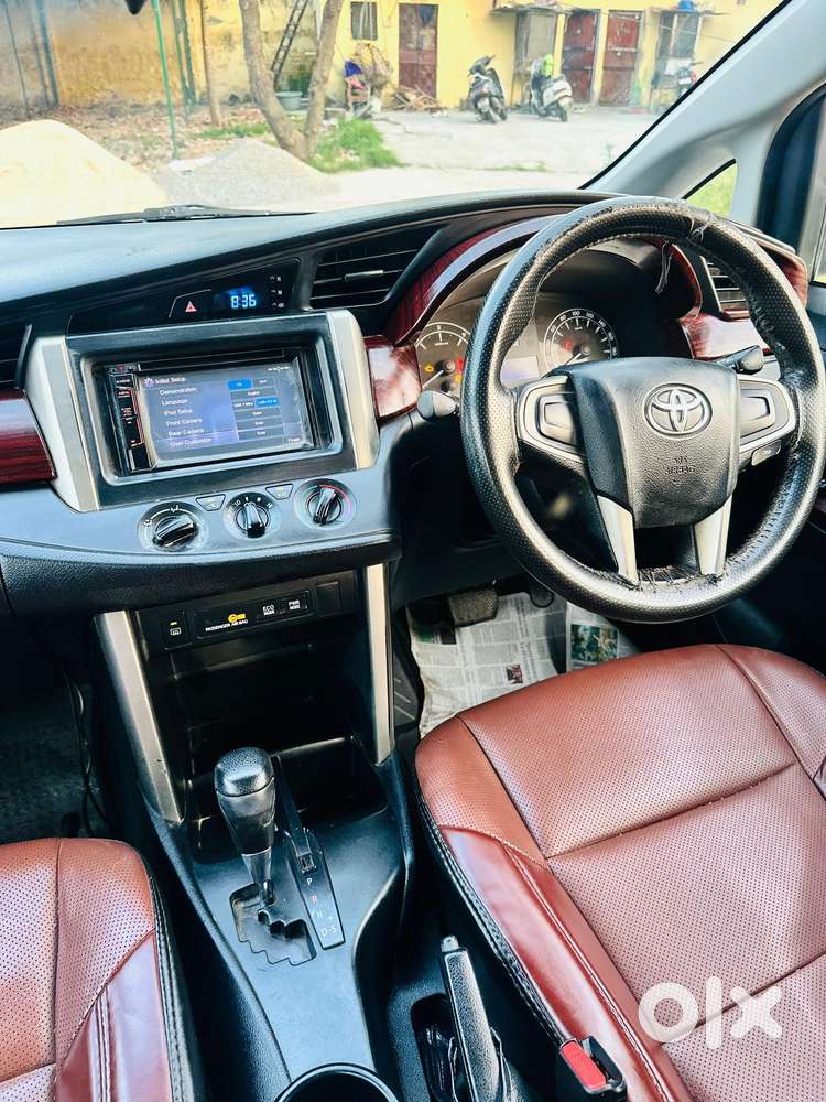 Toyota Innova Crysta 2.7 Gx At 8s, 2017, Diesel