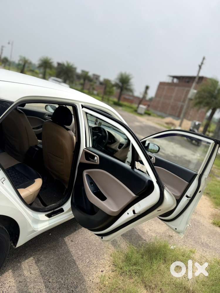 Hyundai I20 Sportz Petrol 2020