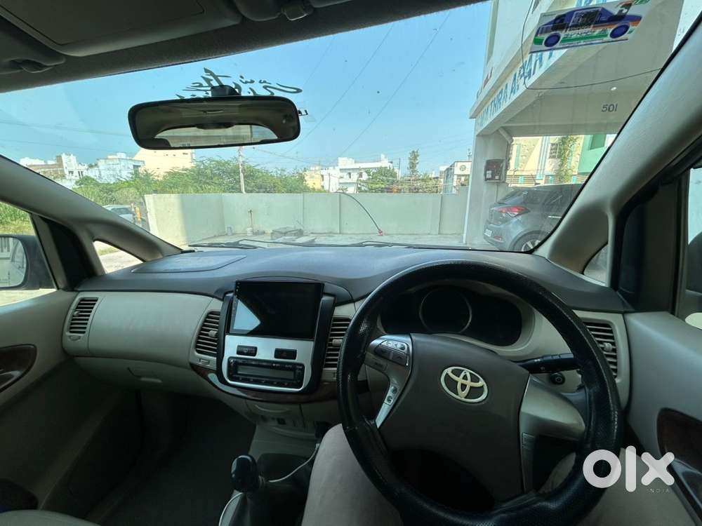 Toyota Innova 2014 Diesel Well Maintained