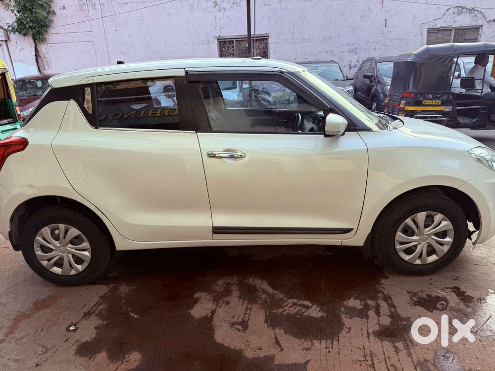 Maruti Suzuki Swift Vxi + Manual, 2020, Petrol