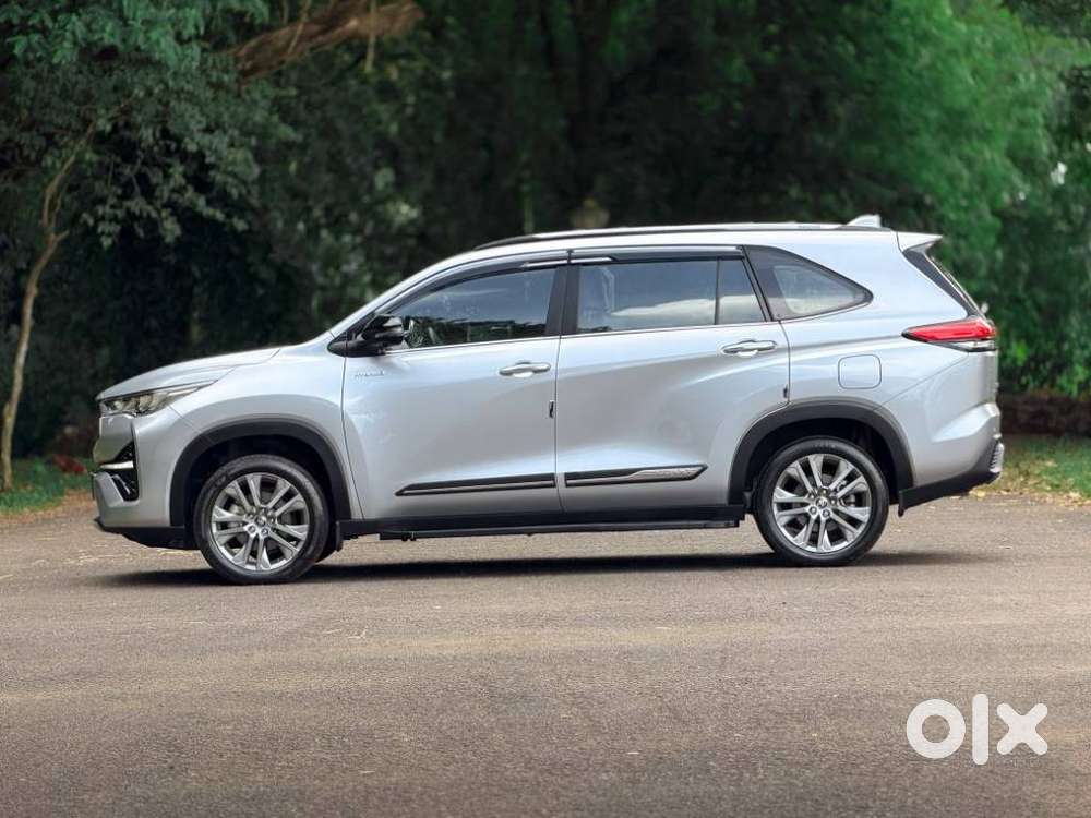 Toyota Innova Hycross 2.0 Zx (o) Hybrid 7 Str, 2024, Cng & Hybrids