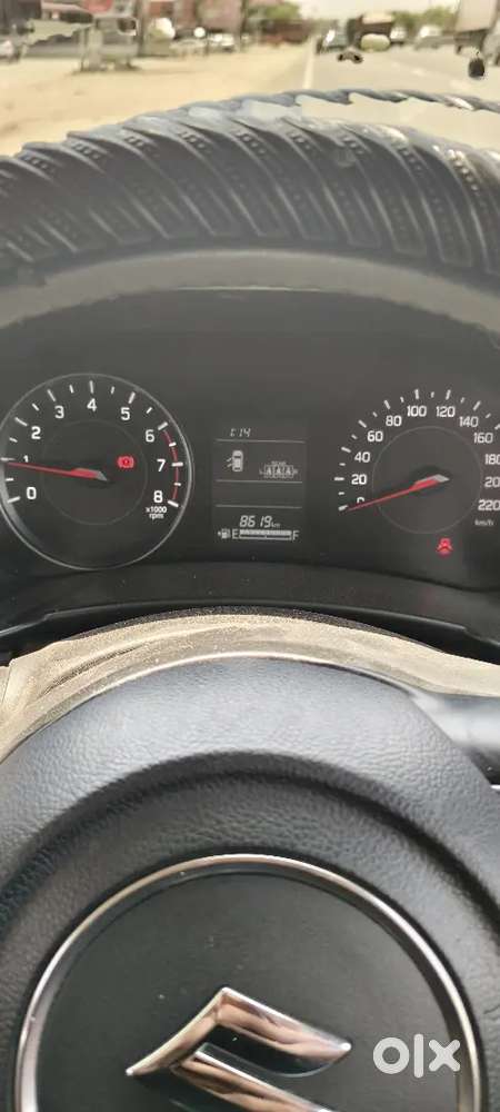2024 Maruti Suzuki Swift Vxi पेट्रोल