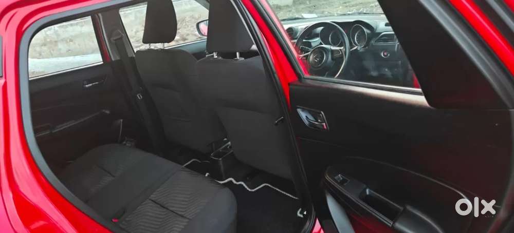 Maruti Suzuki Swift Amt Zxi, 2018, Petrol