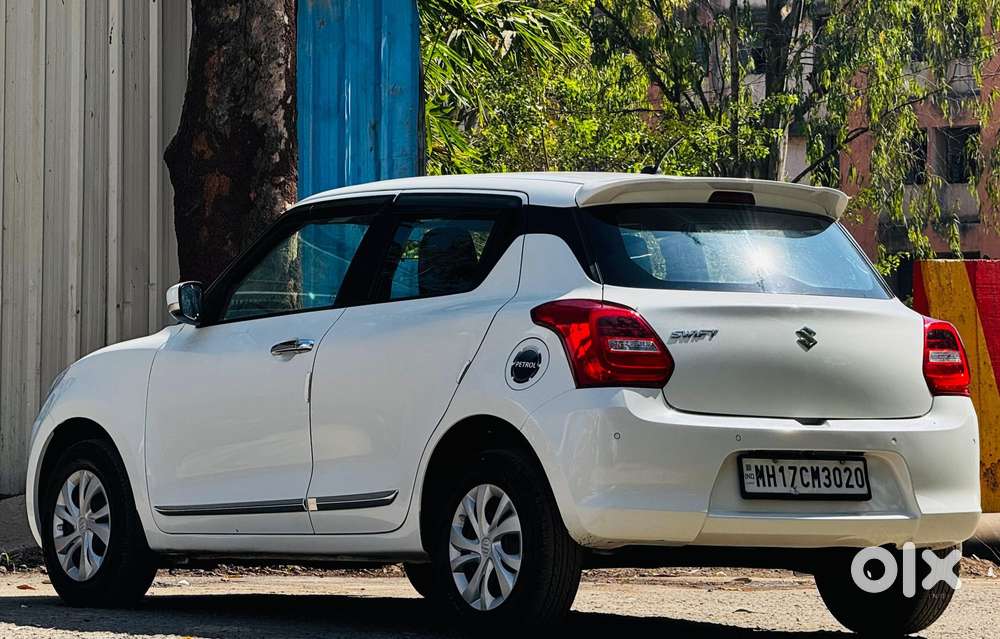 Maruti Suzuki Swift Vxi + Manual, 2021, Petrol