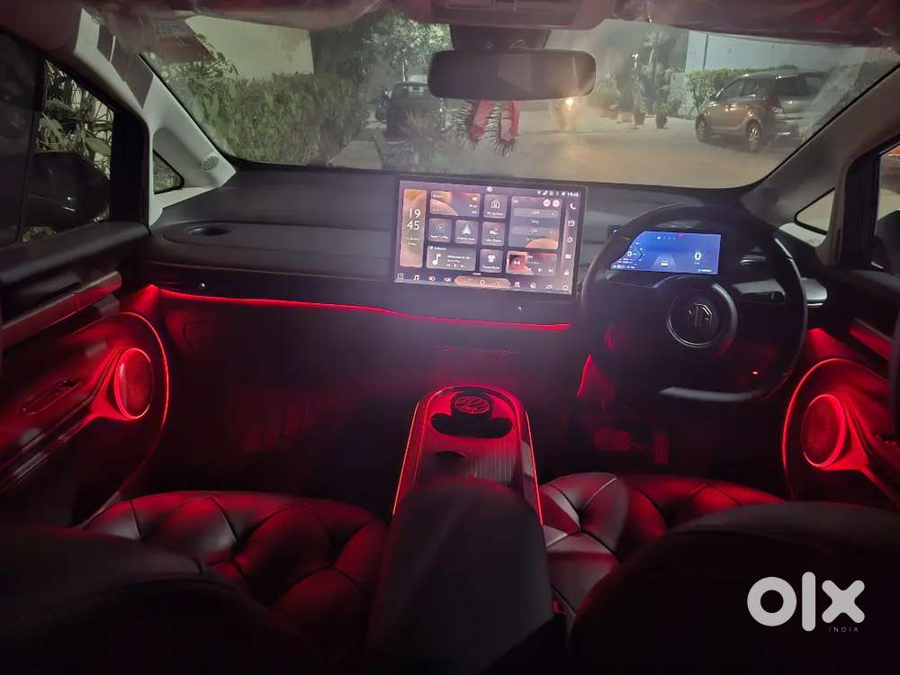 Mg Windsor Ev Essence Top Model