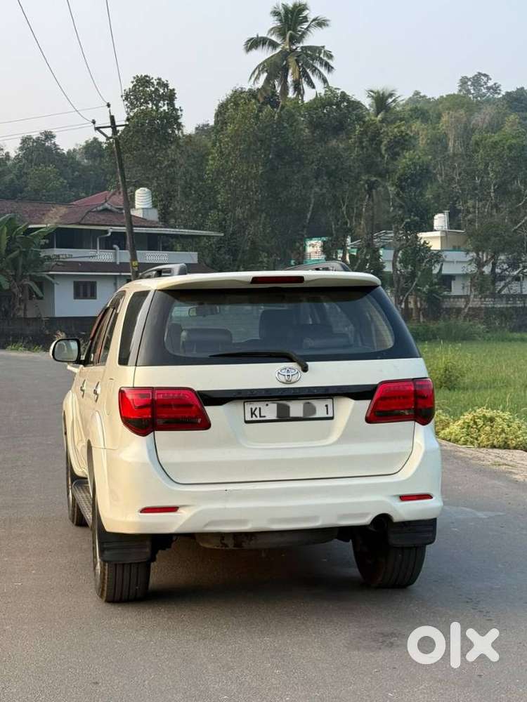 Toyota Fortuner 4x2 At 2.8 Diesel, 2013, Diesel