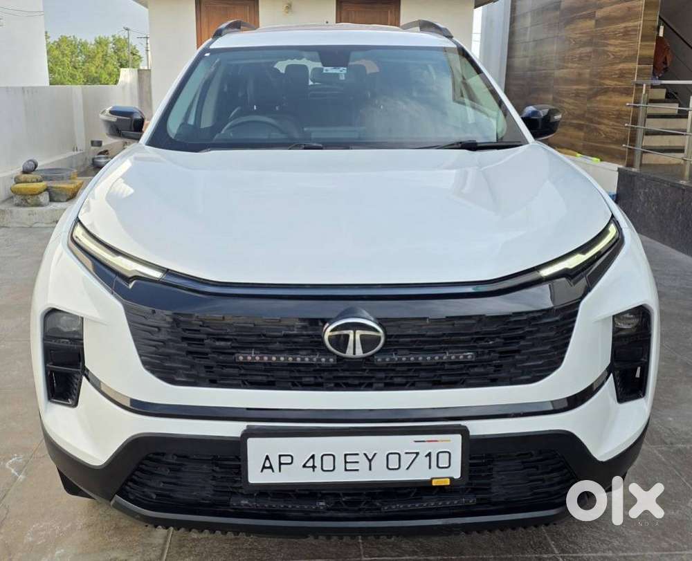 Tata Safari Pure, 2025, Diesel