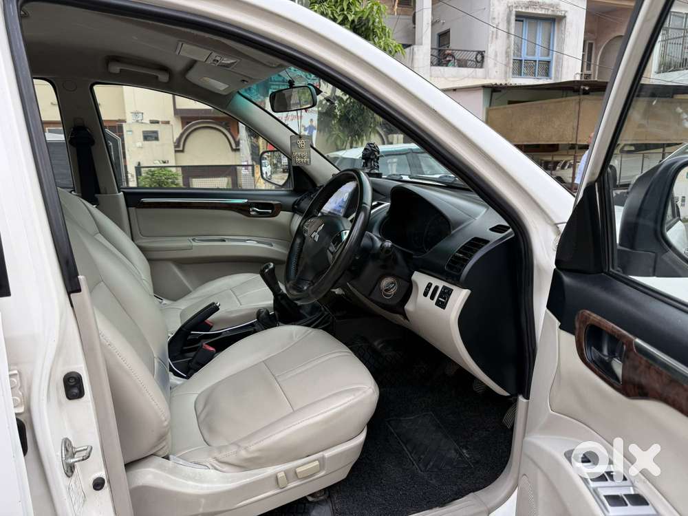 Mitsubishi Pajero Sport Limited Edition, 2014, Diesel