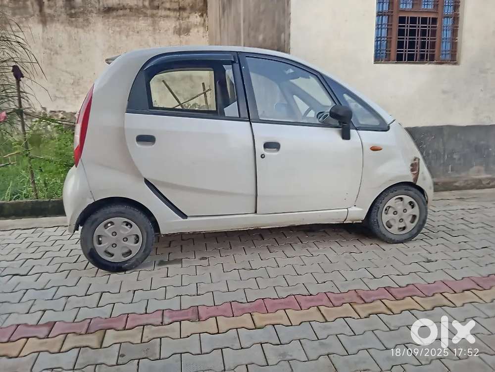 Tata Nano Lx 2013, Petrol 49999 Km Driven, Good Condition
