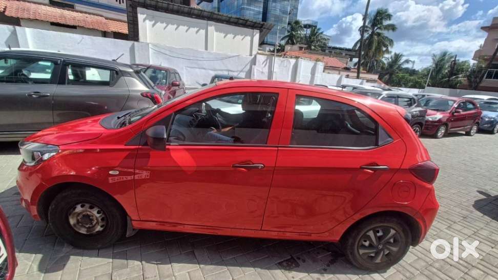 Tata Tiago 1.05 Revotorq Xe, 2023, Petrol