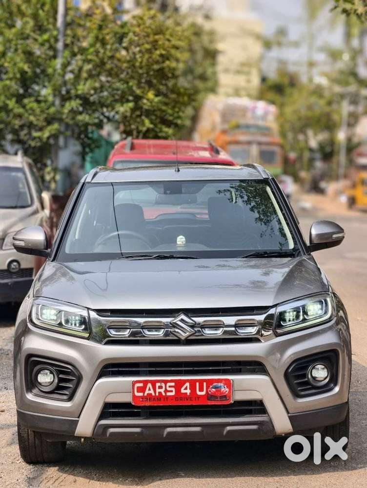 Maruti Suzuki Vitara Brezza Zxi + Mt Dual Tone, 2020, Petrol