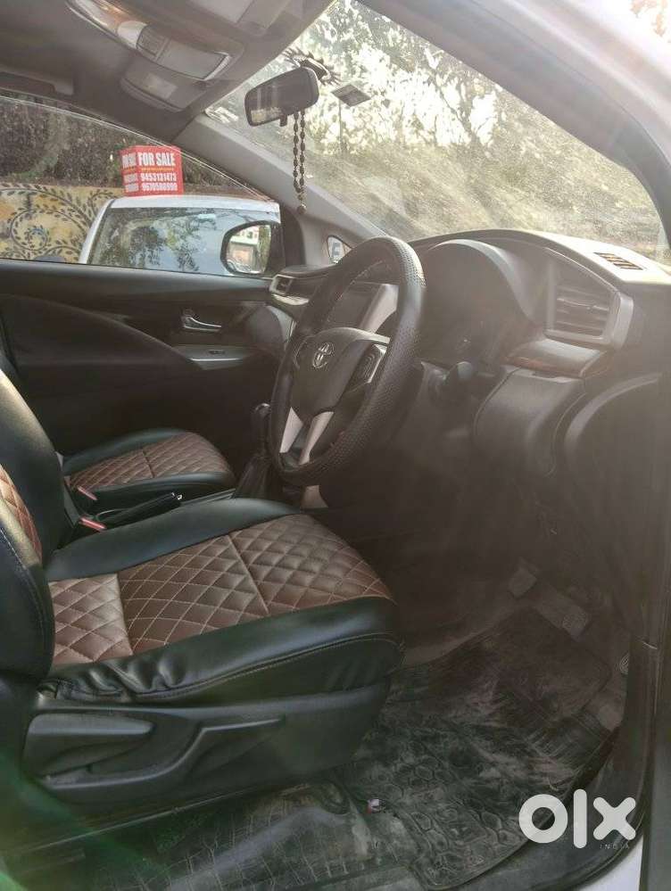 Toyota Innova Crysta