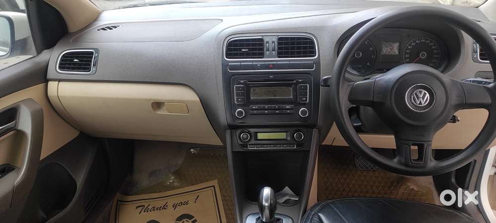 Volkswagen Vento 2010-2013 Petrol Highline, 2011, Petrol