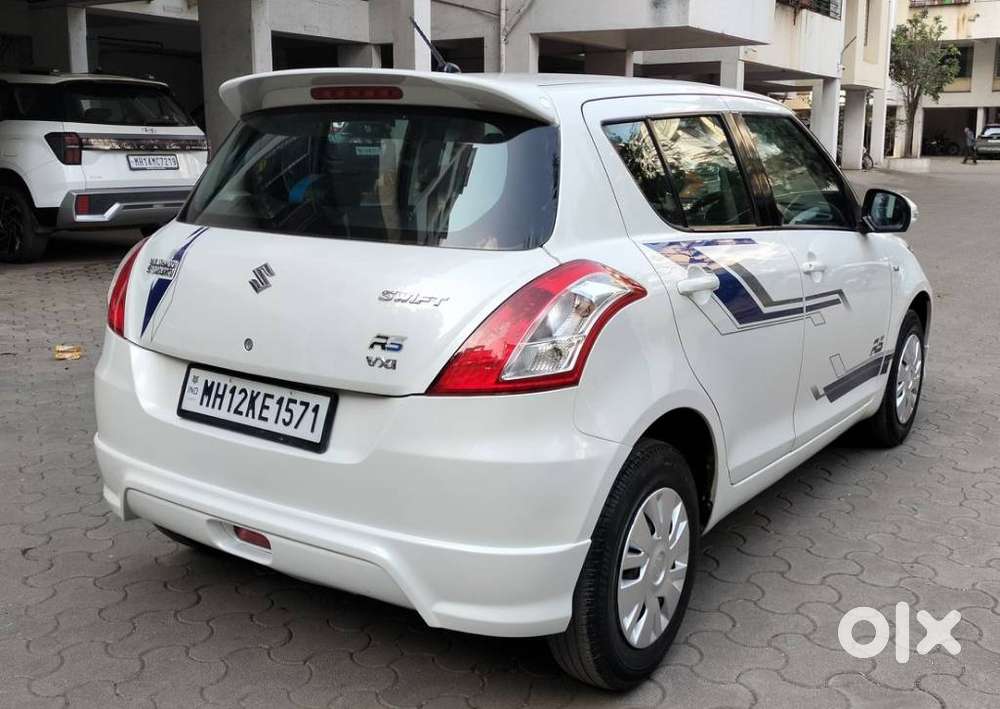 Maruti Suzuki Swift Vxi + Manual, 2013, Petrol