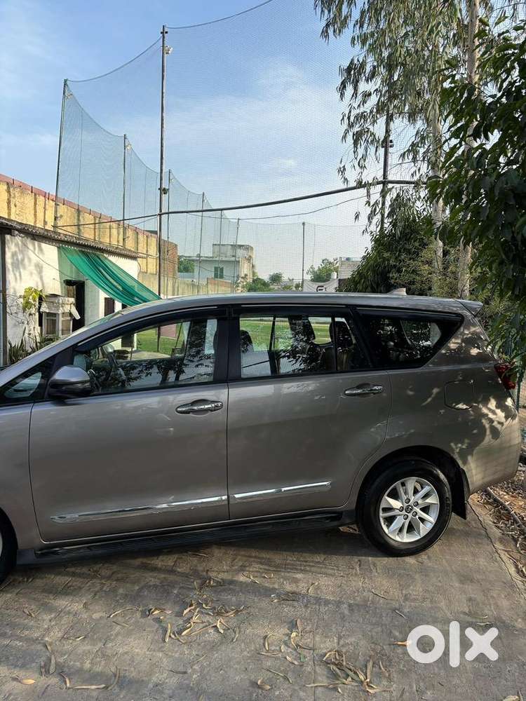 Toyota Innova Crysta 2019
