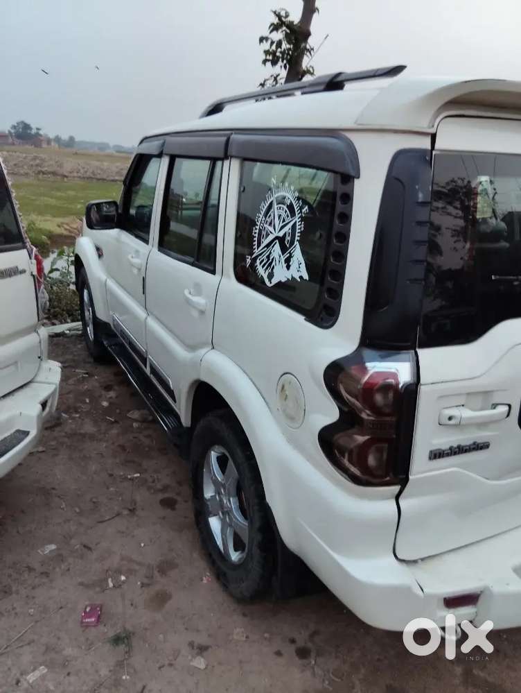 Mahindra Scorpio 2017 Diesel 90000 Km Driven