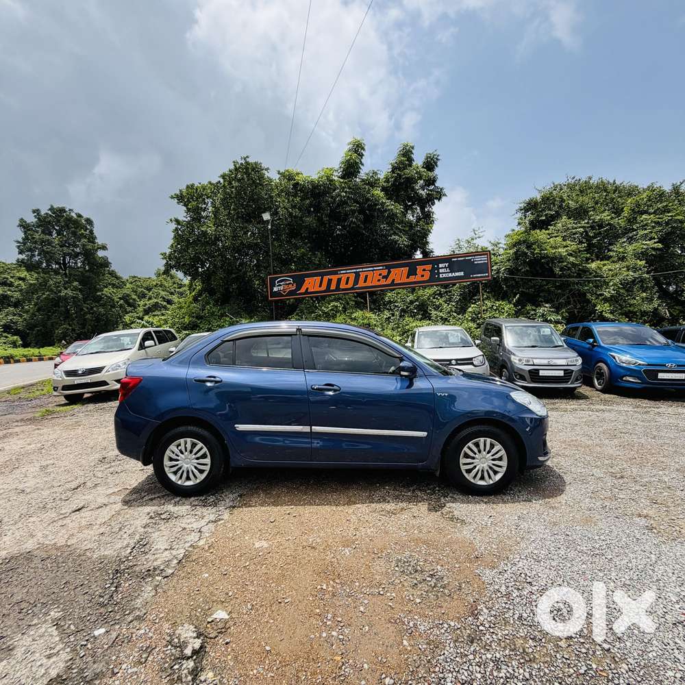 Maruti Suzuki Swift Dzire 1.2 Vxi Bsiv, 2018, Petrol